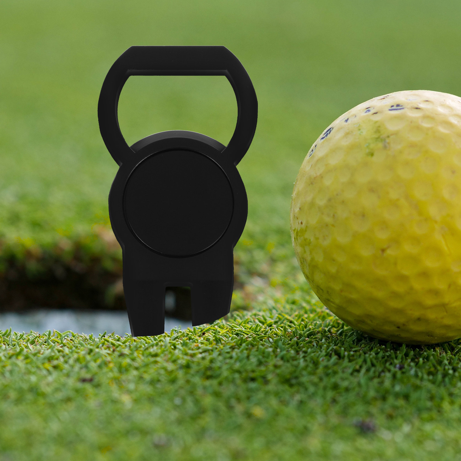 شوكة إصلاح علامات الكرة في ملع - مراجعة Golf Ball Premium وسعره